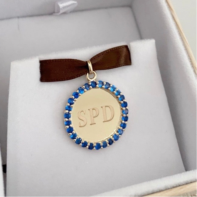 Round Sapphires Medallion in Gold 14Kt