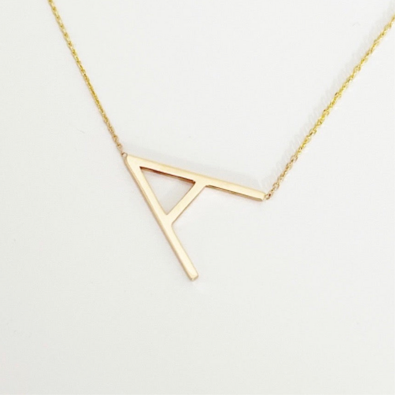 Jumbo Diagonal Initial Necklace in Gold 14Kt