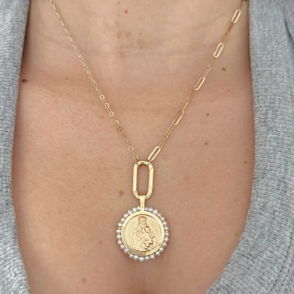 Elegant 14Kt yellow gold necklace blending modern paperclip links with classic cable chain design.