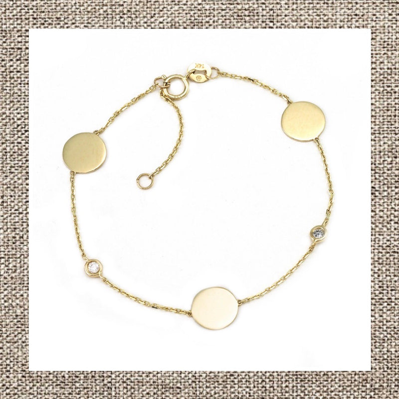 3-Charm Bracelet with Side Bezel Diamonds in Gold 14Kt