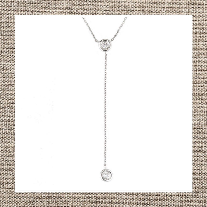 Round Bezel Diamond Drop Necklace in Gold 14Kt